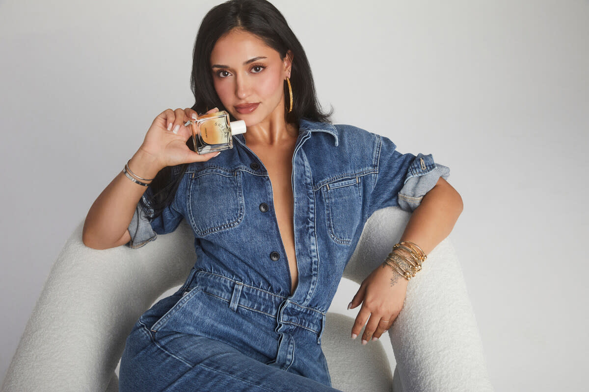 leah kateb net worth